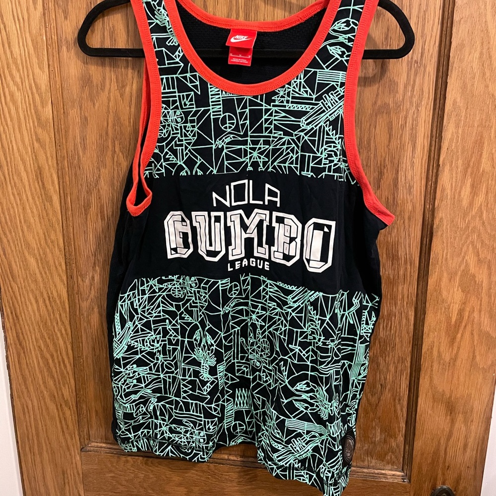 Men’s Nike Tank size Medium
